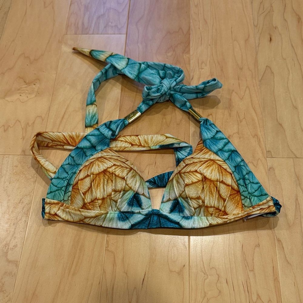 Mertailor padded bikini top size small